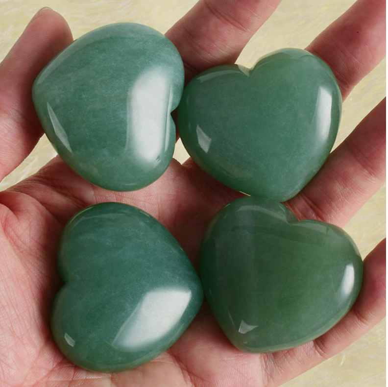 Jade - 1Pc Natural Heart Shaped Chakra Stones